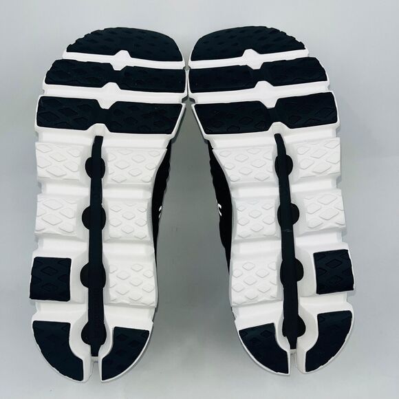 ON-RUNNING MENS "CLOUDSWIFT 3 "ALL BLACK" COMFORTABLE ATHLETIC SNEAKERS SIZE 10D - Picture 5 of 5